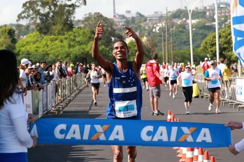 Giomar Pereira, bicampeão e recordista da prova gaúcha / Foto: Luiz Doro / adorofoto 